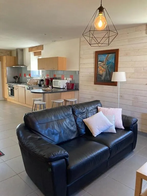 Holiday home Le Gite De Penn Ar Roz Guiler-sur-Goyen