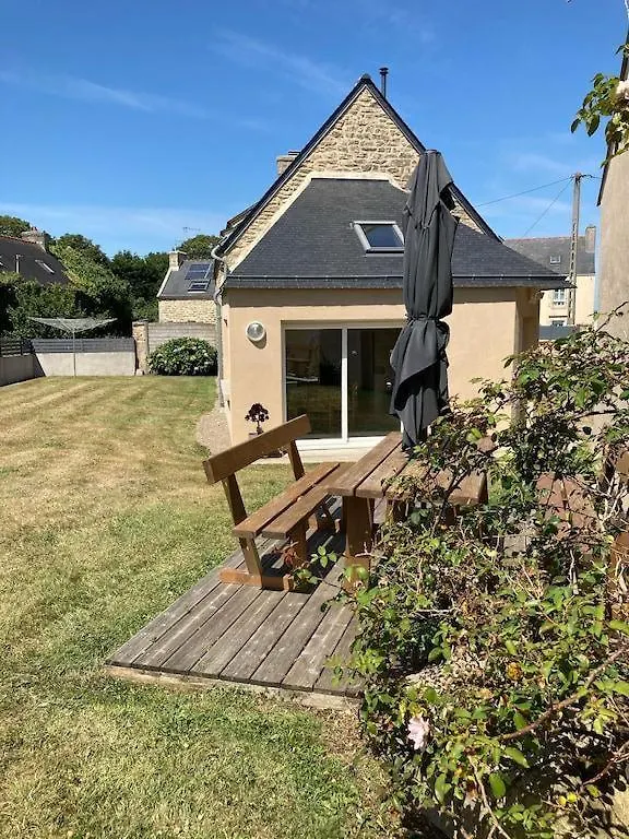 Le Gite De Penn Ar Roz Guiler-sur-Goyen 0*,  France